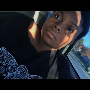 Meet your Posher, Mia